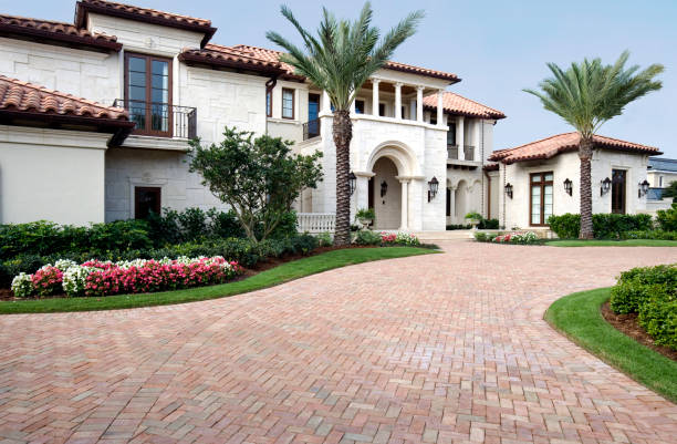 Best Driveway Pavers Installation  in Hohenwald, TN