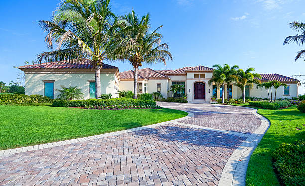 Best Affordable Driveway Pavers  in Hohenwald, TN